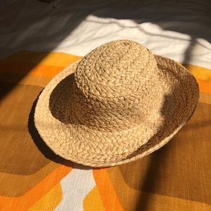 Straw sun hat ☀️